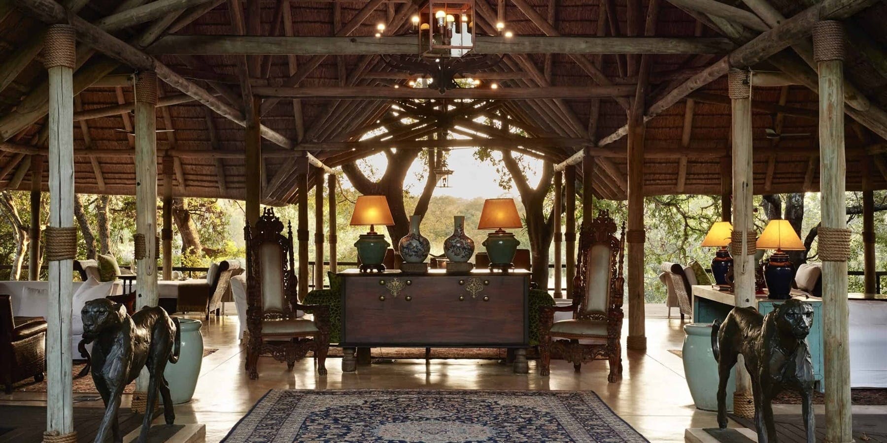 Lobby at Malewane Lodge