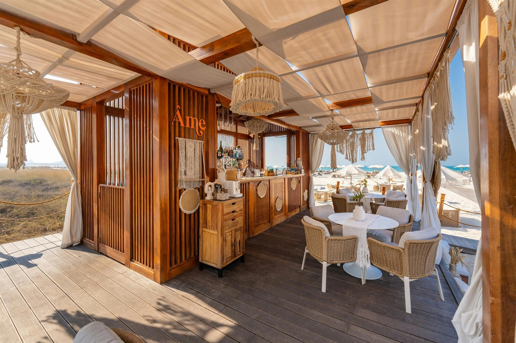 Âme Beach Bar