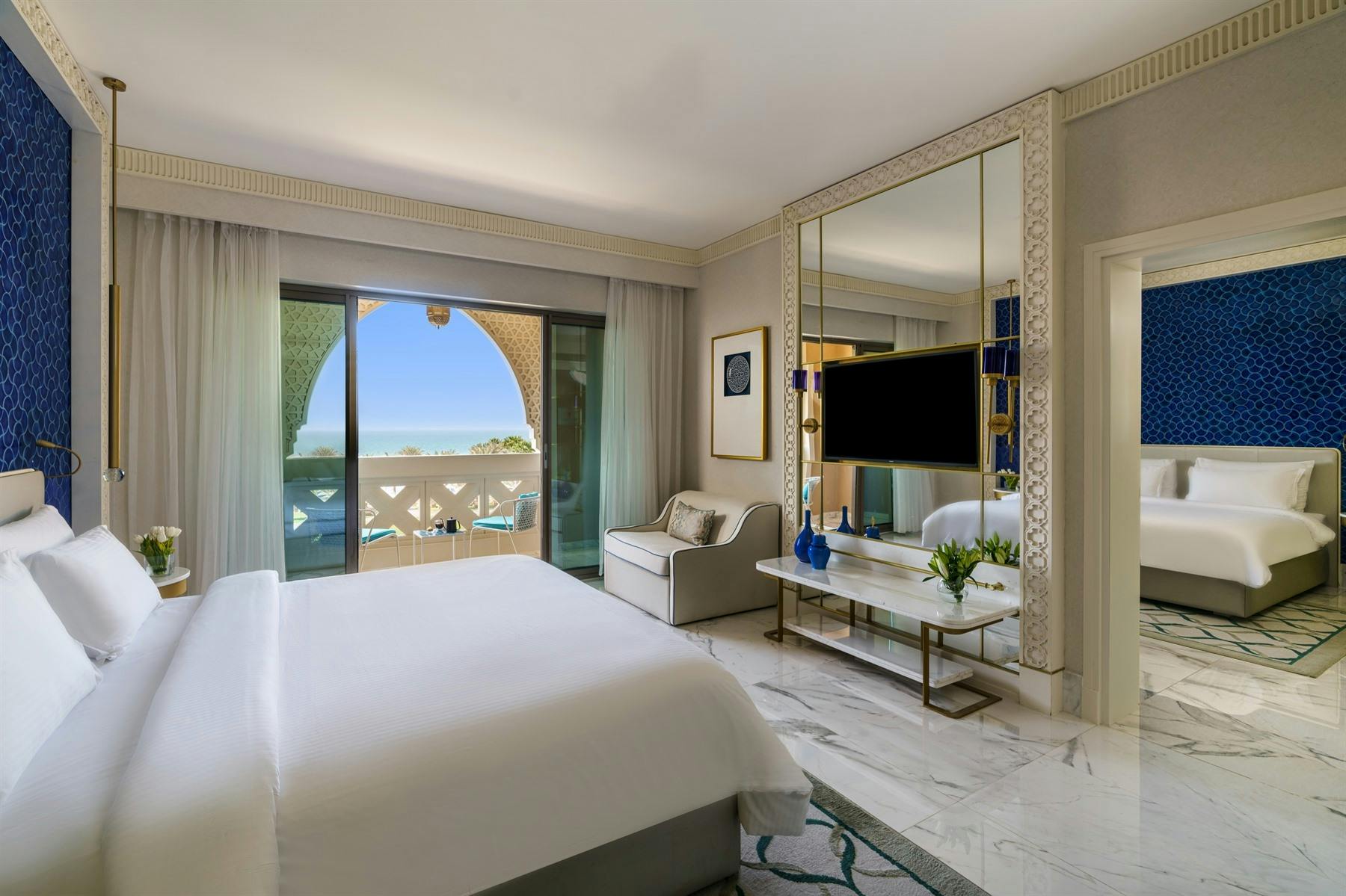 Deluxe King Room – Sea View