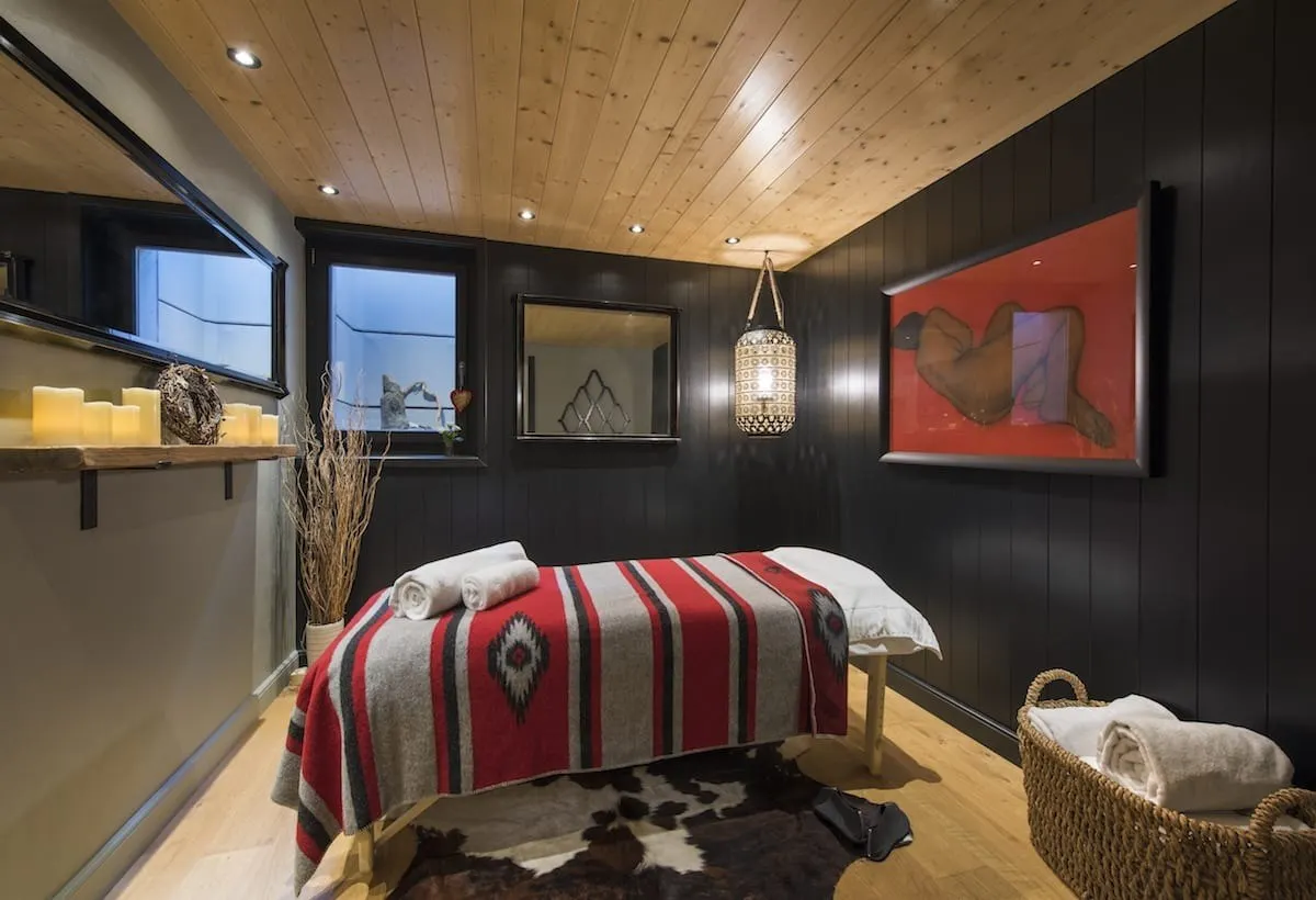 Chalet Sorojasa | Massage Room