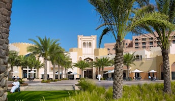 Shangri-La's Al Bandar Hotel image 1