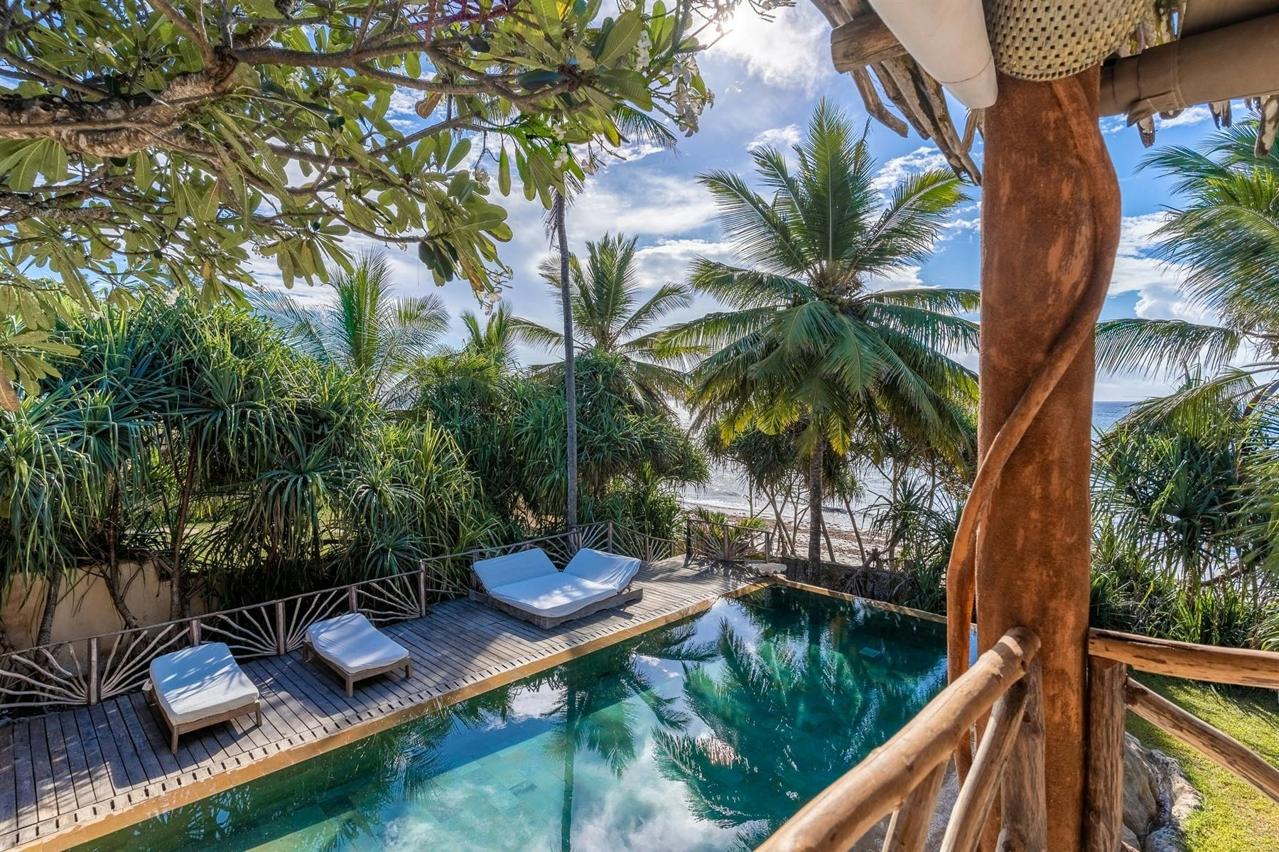 | Fly from Nairobi to the UK