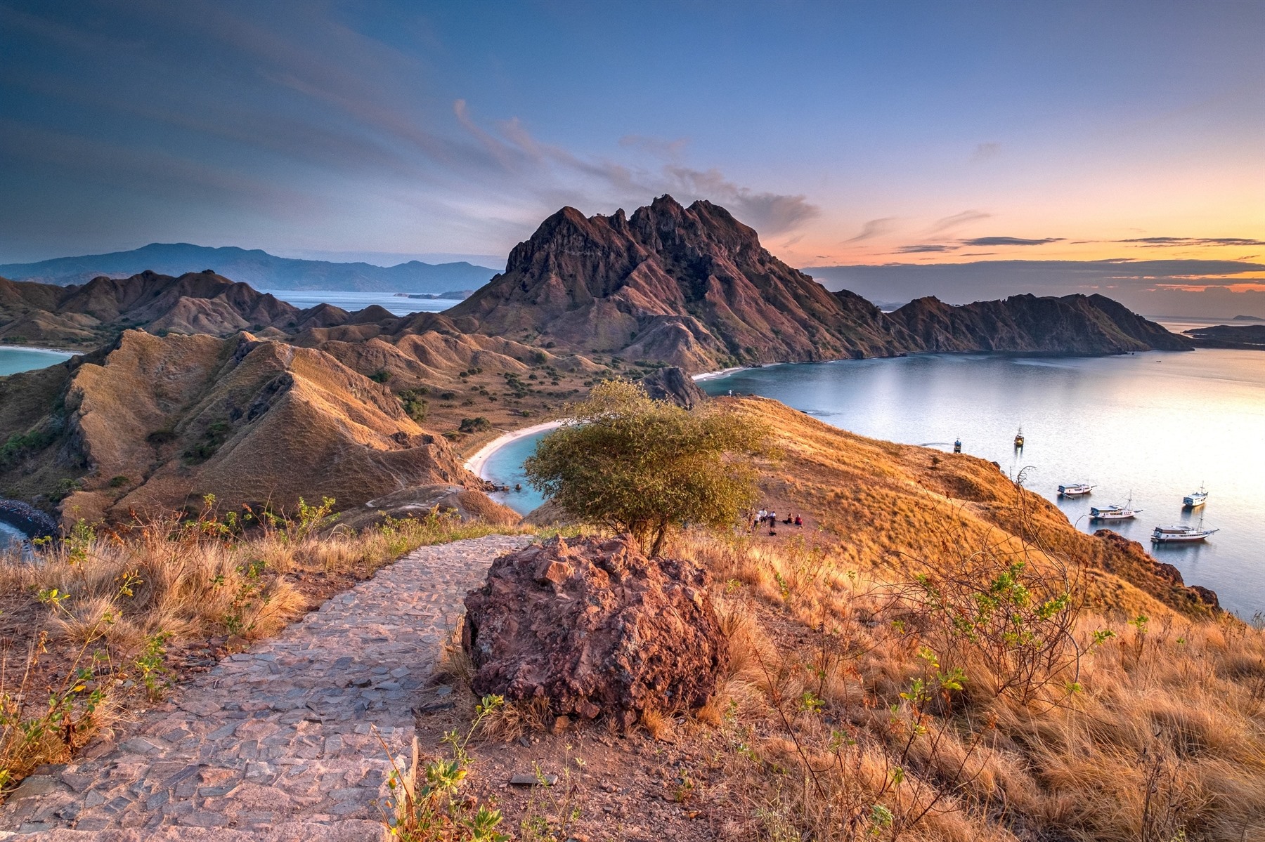 Indonesia Bali & Komodo National Park | Aqua Expedition | Inspiring