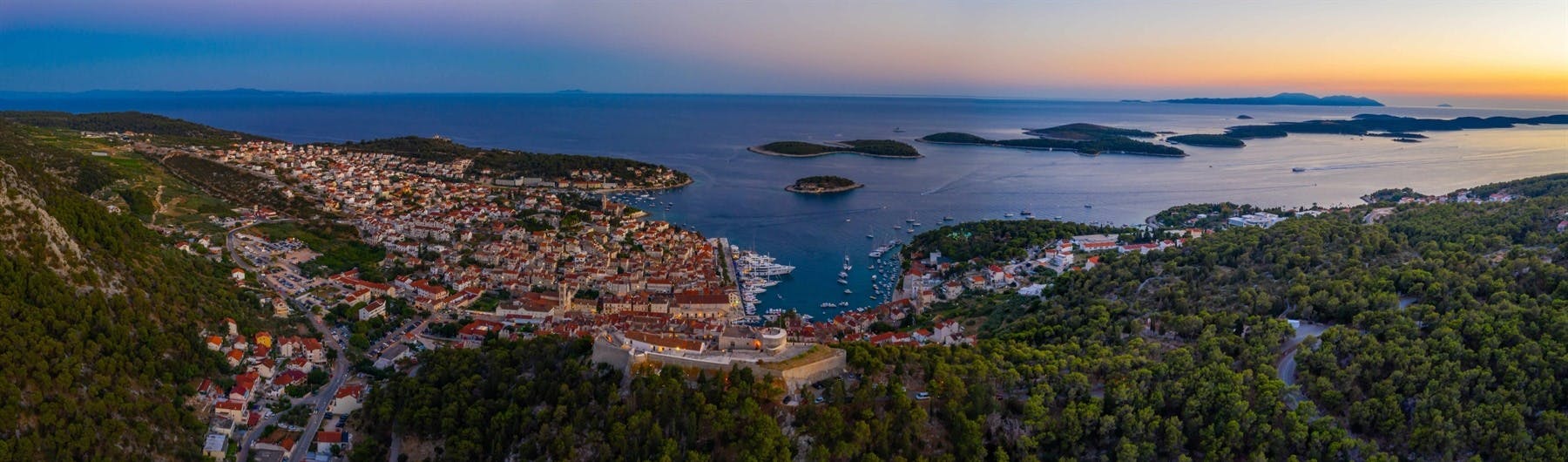 Day 3 - Cruise Hvar & Pakleni islands 