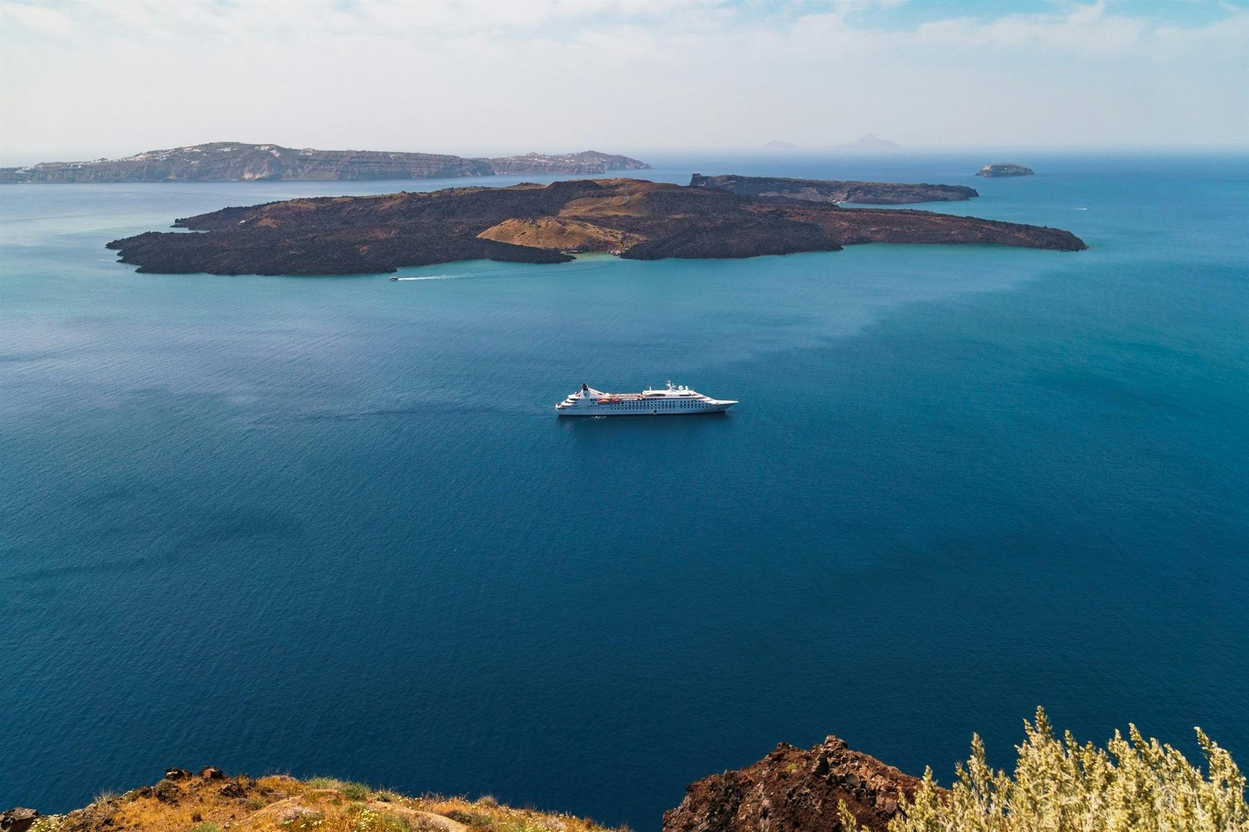 | Transfer to Santorini