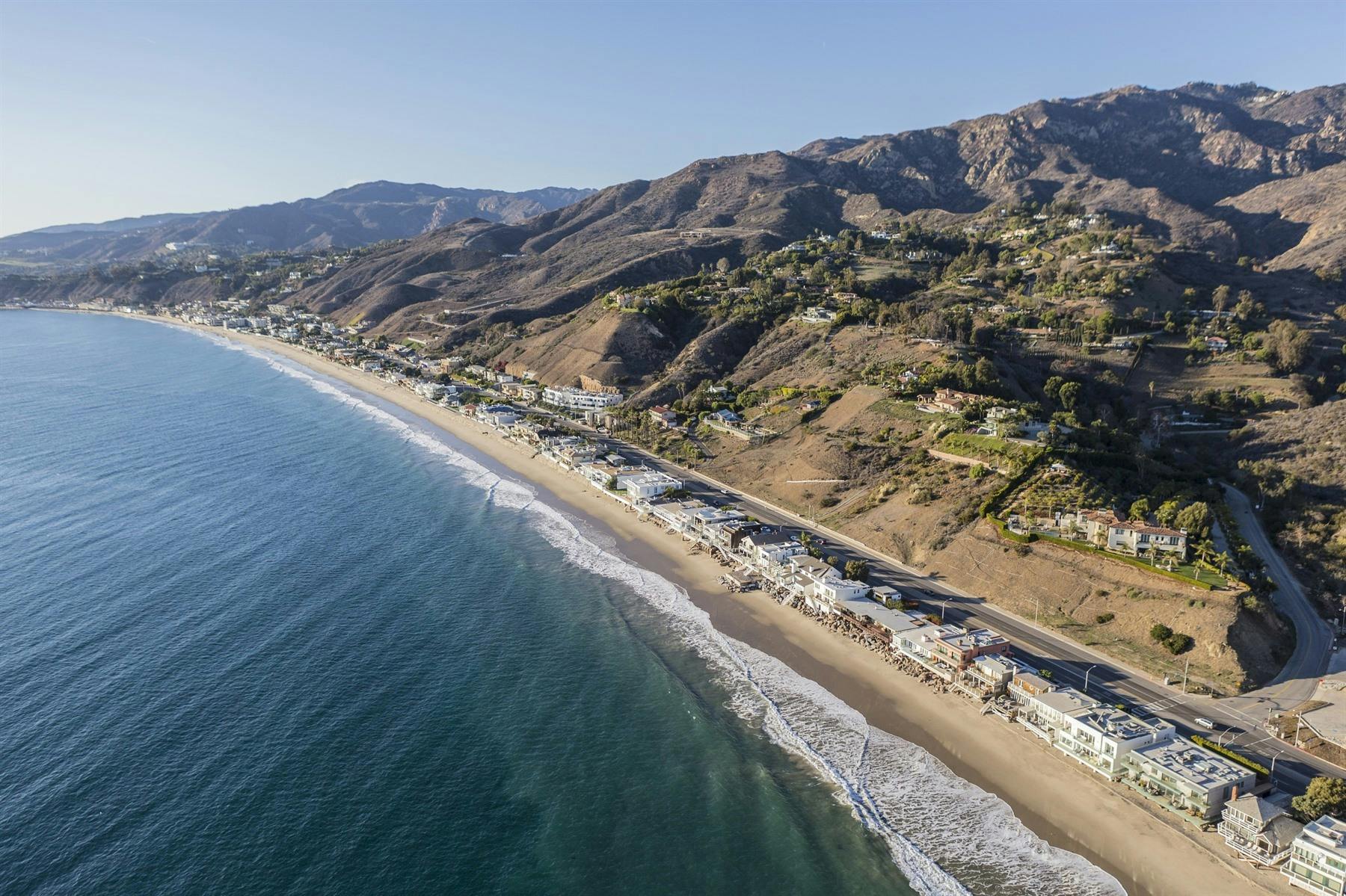 Los Angeles & Malibu Helicopter Flight