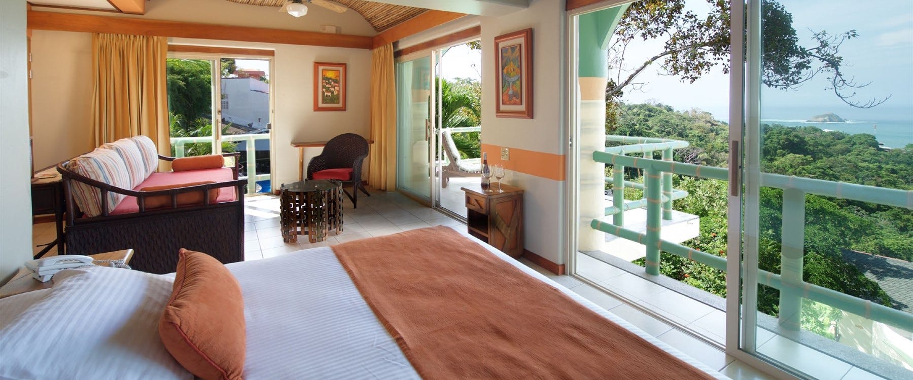 Deluxe Room at Si Como No