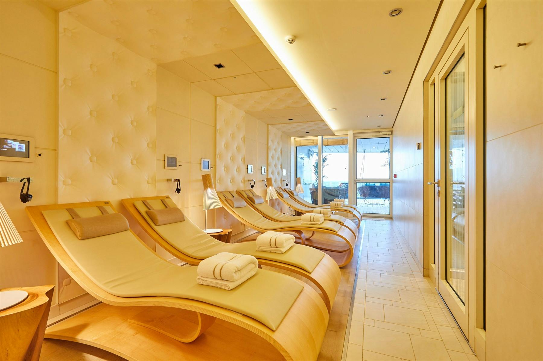 | 13 – 14 December 2025 | Day at sea