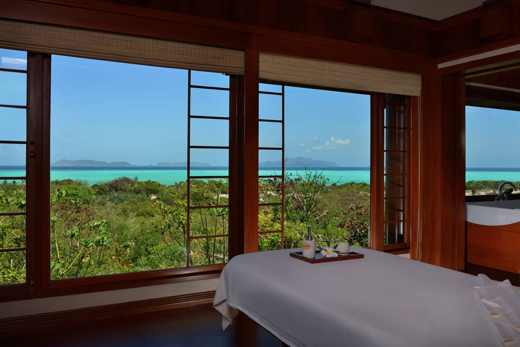 Spa at Amanpulo