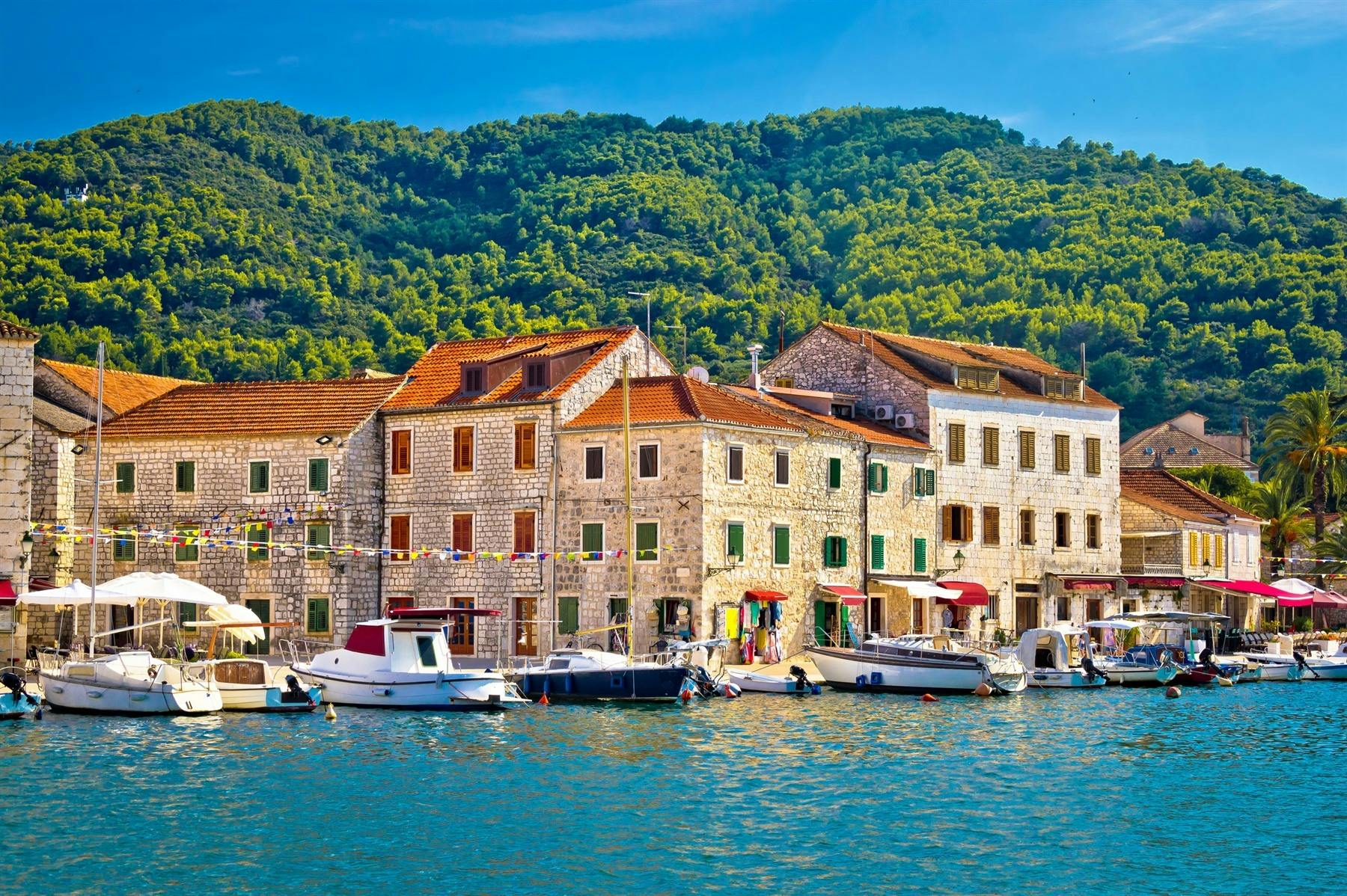 | Stari Grad 