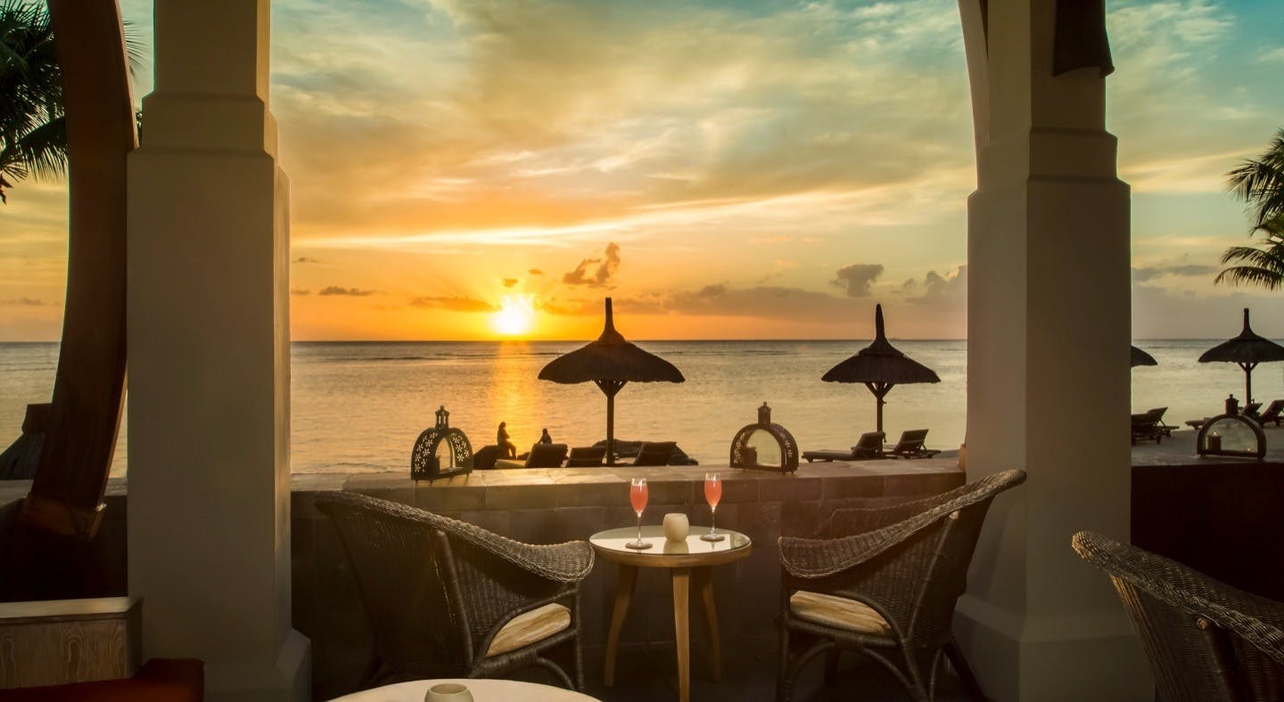 Main bar at sunset at The Oberoi Mauritius
