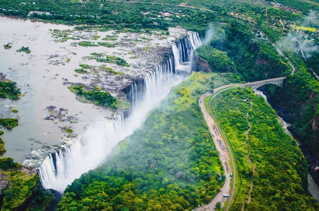 Discover Botswana with Victoria Falls  image 1
