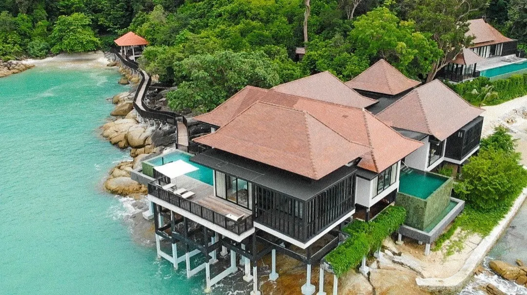 Three-Bedroom Villa Mutiara