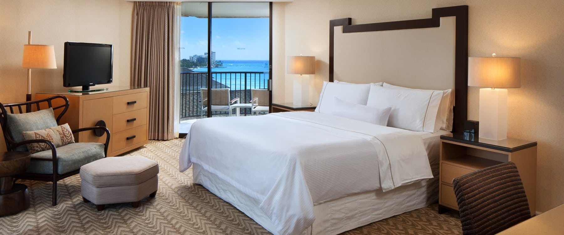 Tower Deluxe Ocean Partial View at Moana Surfrider, A Westin Resort